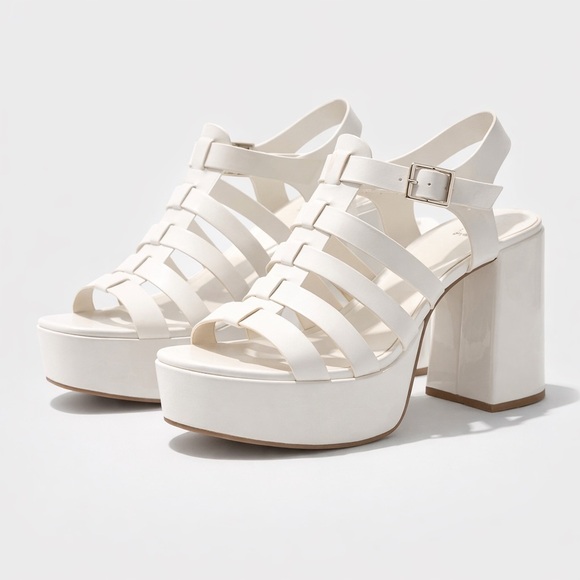 Soda Shoes - NEW Soda Platform Heels White Chunky Block Heel Sandals Size 10 Y2K 4” Heel